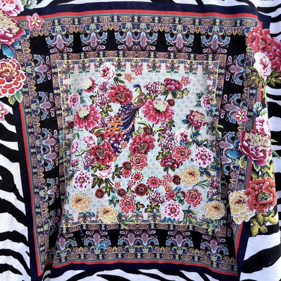 Johnny Was Plume de Paon Tee L Zebra Peacock Floral Print - Picture 2 of 6